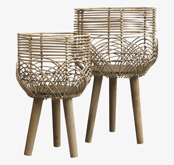 Kruka Flätad Rotting Set/2 från Chic Antique på tre ben