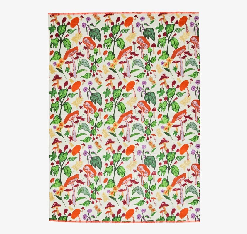 Kökshandduk Mushroom Print från Rice med färgglada svampar