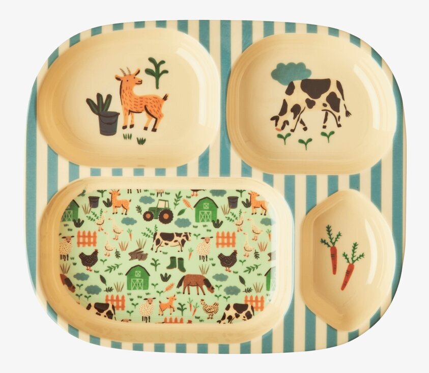 Barntallrik 4-Fack Blue Farm Print från Rice med djurmotiv