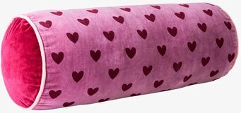 Prydnadskudde Bolster Maroon Hearts från Rice på vit bakgrund