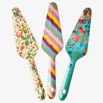 Tårtspade - Dance Out Prints från Rice i tre färgglada mönster