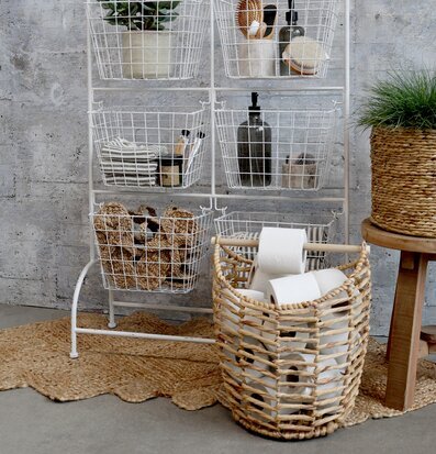 Korg Toalettpappershållare Natur från Chic Antique i badrum