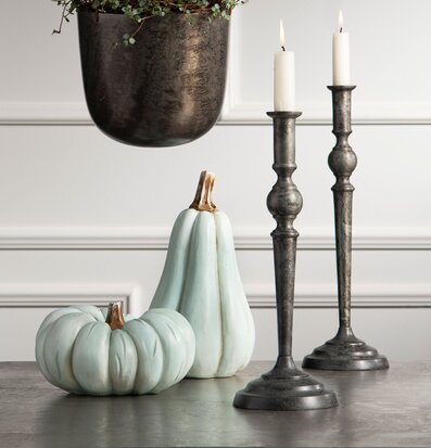 Pumpa Minty Avlång Poly från A Lot Decoration på grått bord