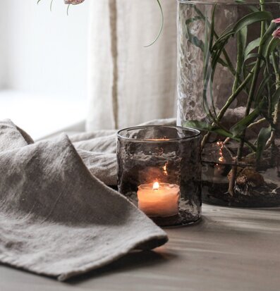 Bild av stämningsfullt inredningsarrangemang hemma