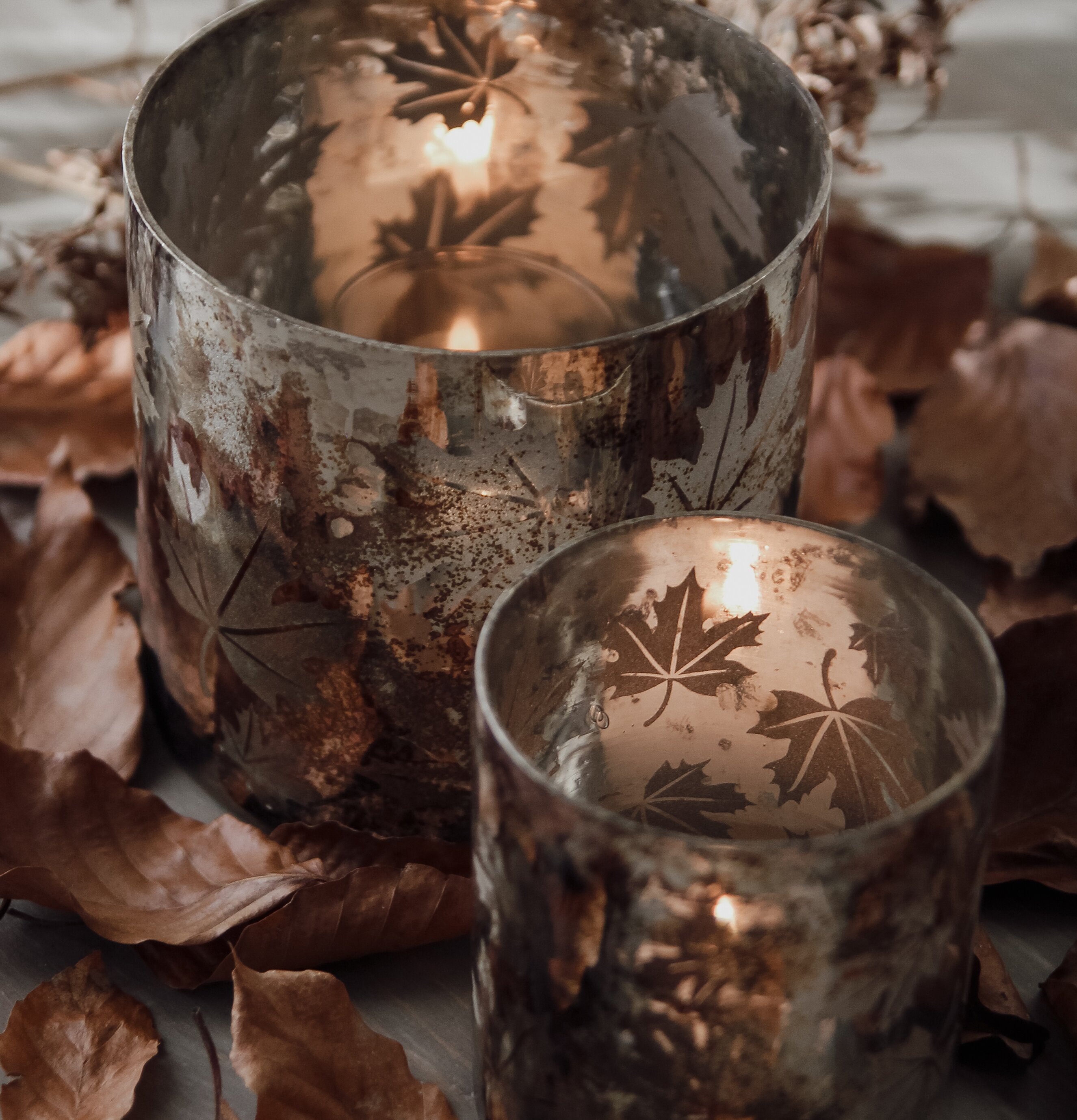 Ljuslykta Autumn Leaves Liten från Majas Cottage med höstlöv