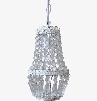 Lampa Ljuskrona Antikvit från Chic Antique med akrylhängen