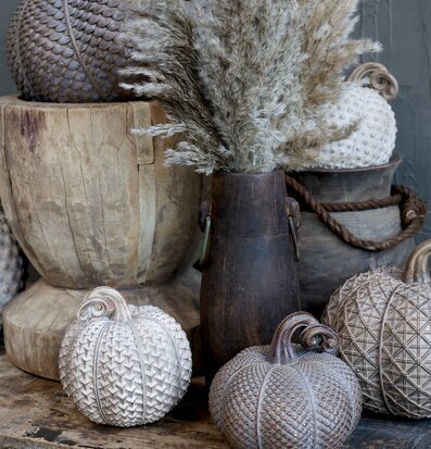 Pumpa Medium Antique Mocca från Chic Antique på träbas