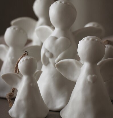 Guardian Angel Heart Stor från Majas Cottage i keramik