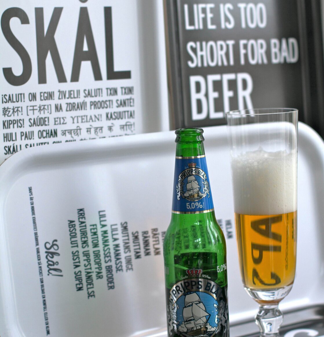 Bricka Beer från I Love Design med text Life is too short