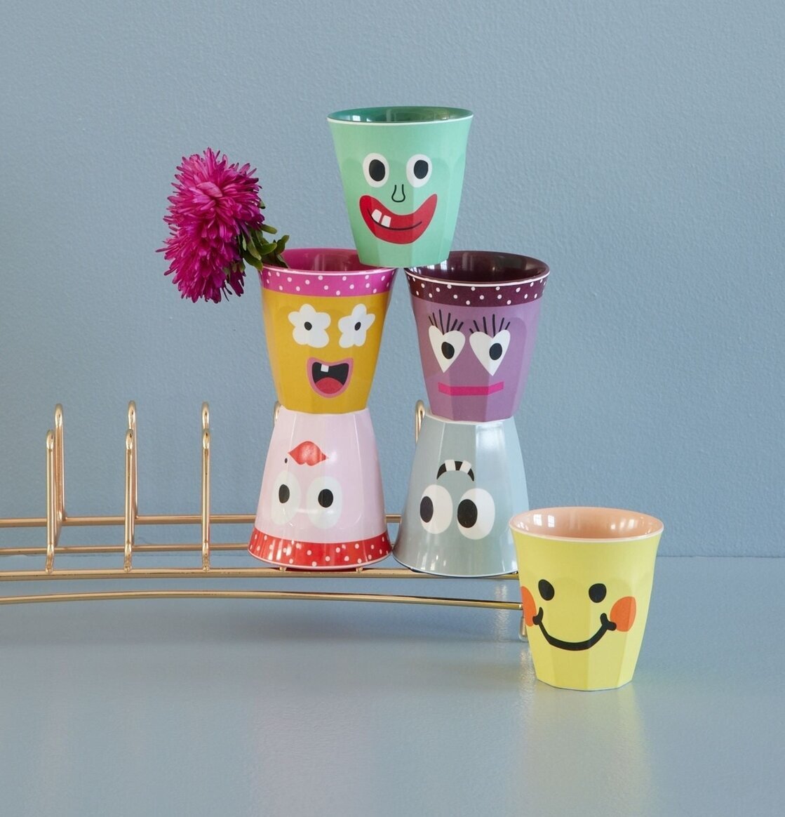 Små Muggar 6-Pack Face Print från Rice på avställningsyta