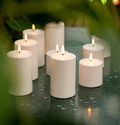 UYUNI Outdoor LED Blockljus 15.6Cm från Uyuni på metallbord