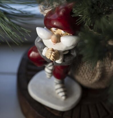 Tomte Yoga från IB Laursen i yogaposition, juldekoration