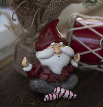 Tomte Yoga från IB Laursen i en rustik, fridfull miljö