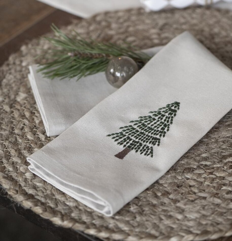 Tygservett Julgran från IB Laursen på dukat julbord