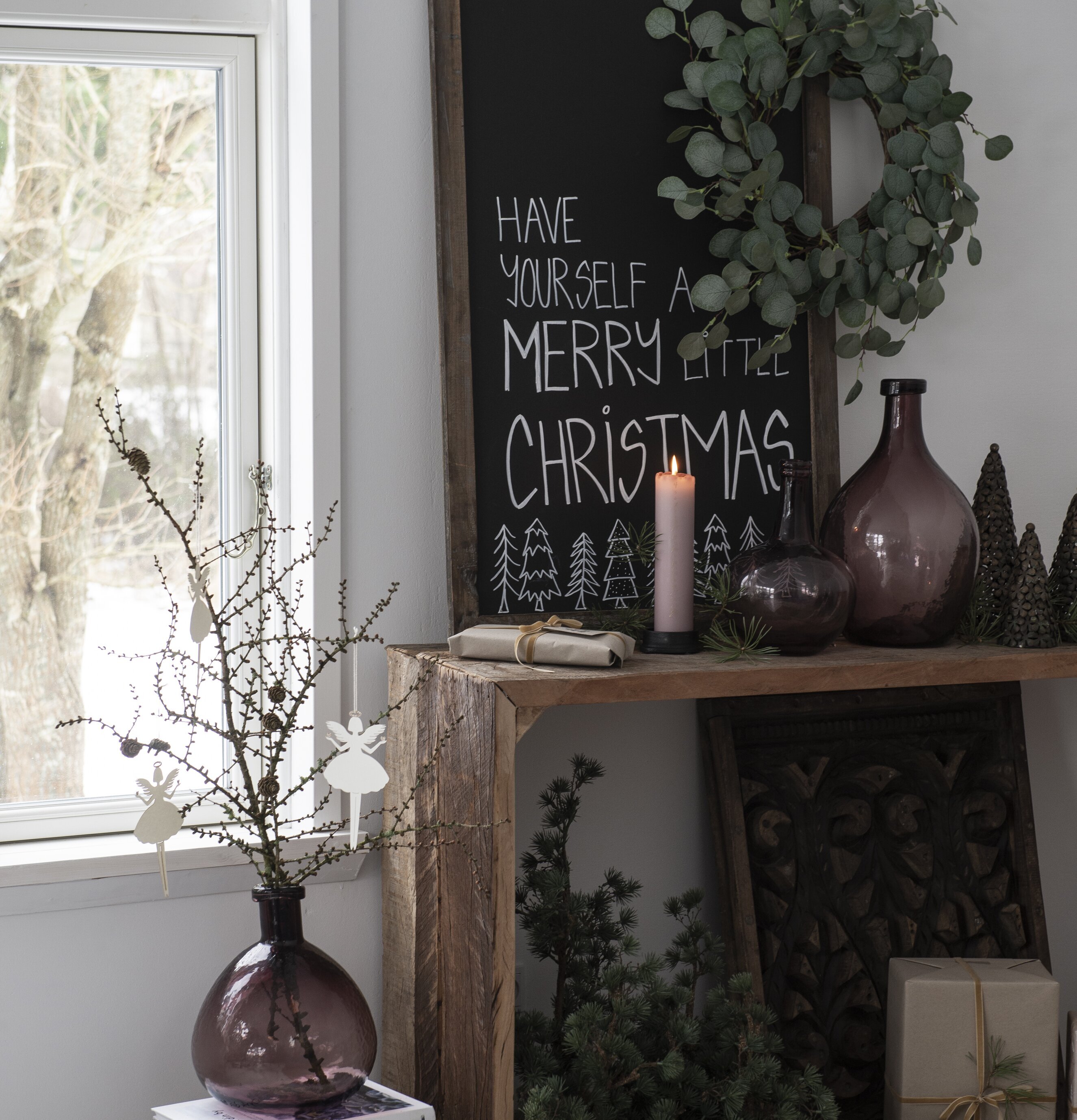 Ljusstake Svart Blockljus från IB Laursen på rustikt bord