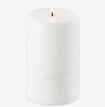 Uyuni Pelarljus LED Nordic White 10,1 x 18 Cm från Uyuni