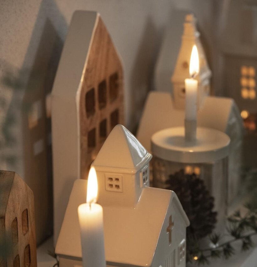 Trähus Stående 9 Fönster från IB Laursen med rustik känsla