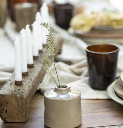 Ljusstake 7 Ljus Unika från IB Laursen i rustikt trä