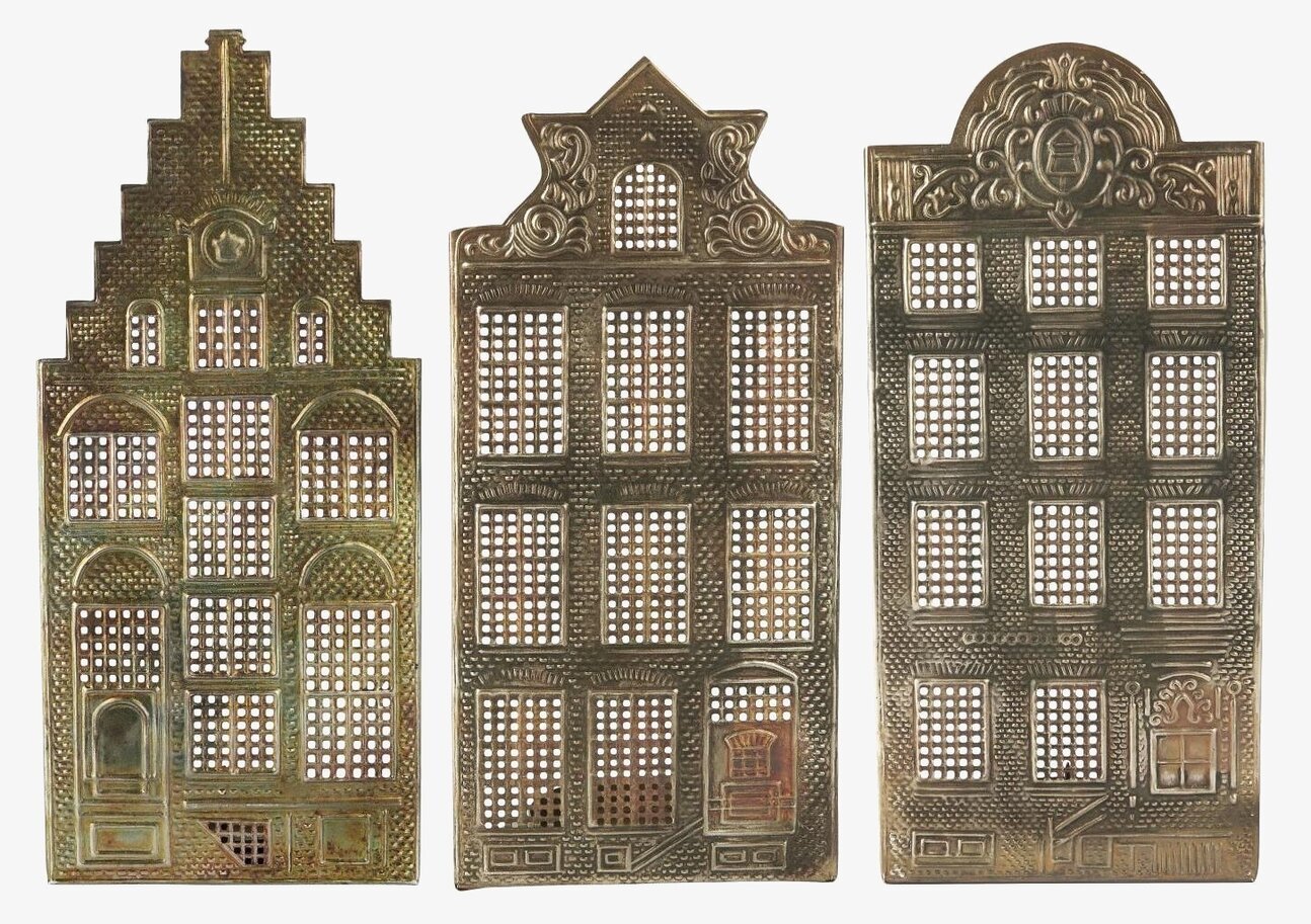 Ljushållare Husfasad Mässing från IB Laursen, elegant design