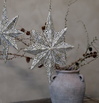 Stjärna Dekor Antik Mässing Stor från Chic Antique i fokus