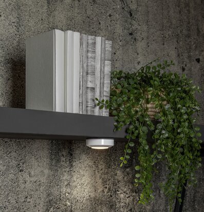 Puck LED Functional Vit 3-Pack från Star Trading under hylla