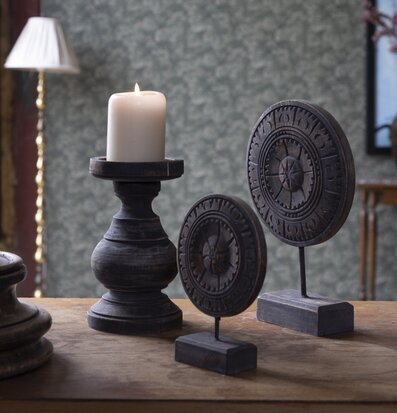 Ljusstake Trä Svarvad 10cm från Different Design i rustik miljö