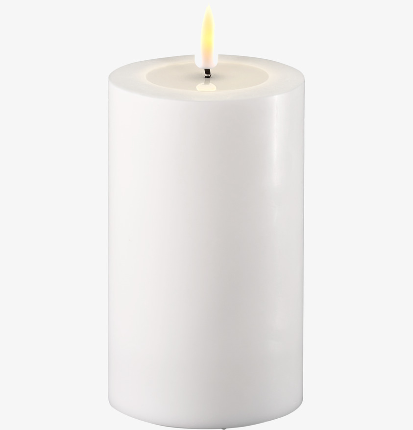 Blockljus LED Vit 7.5x12.5cm från Deluxe Homeart i vit miljö