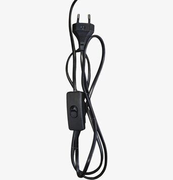 Vägglampa Antik Mässing från Chic Antique på vit bakgrund