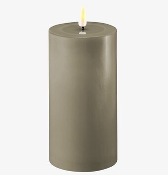 Blockljus LED Sand 7.5x15cm från Deluxe Homeart i sandfärg