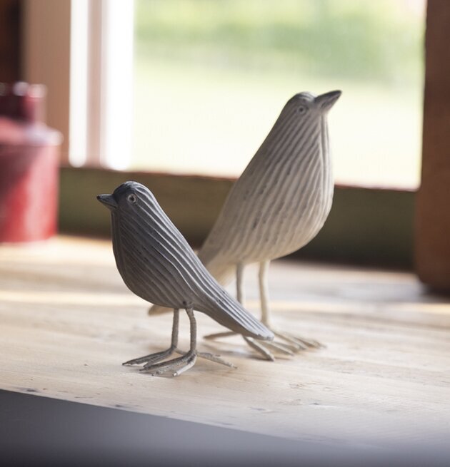 Fågel Trä 20 cm från Different Design, två grå träfåglar