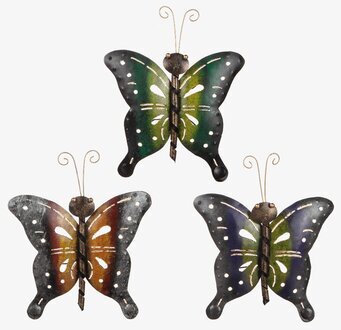 Fjäril Hamrad Plåt 22x28 cm från Different Design på vägg