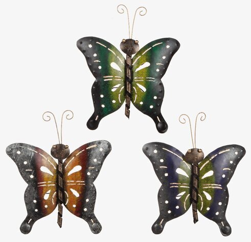 Fjäril Hamrad Plåt 22x28 cm från Different Design på vägg