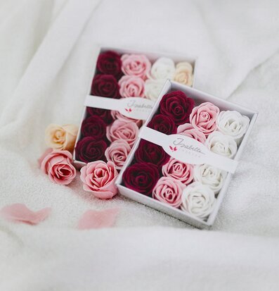 Badrosor 12 Stycken från Palmetten i eleganta kartonger