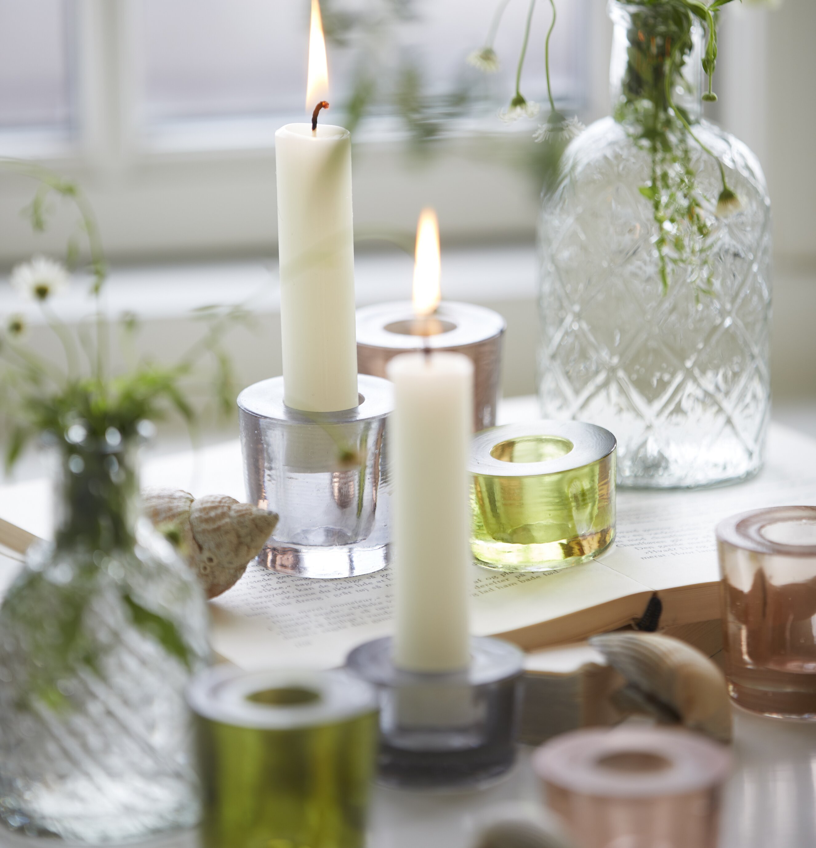 Kronljus Elfenben Rustik från IB Laursen i elegant miljö