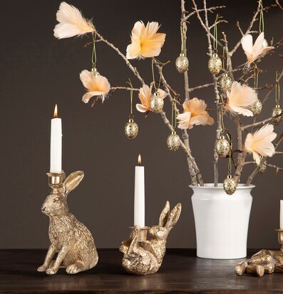 Ljusstake Hare Sittande från A Lot Decoration på träbord