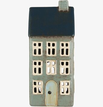 Bild av charmig ljuslykta med harmonisk färgpalett