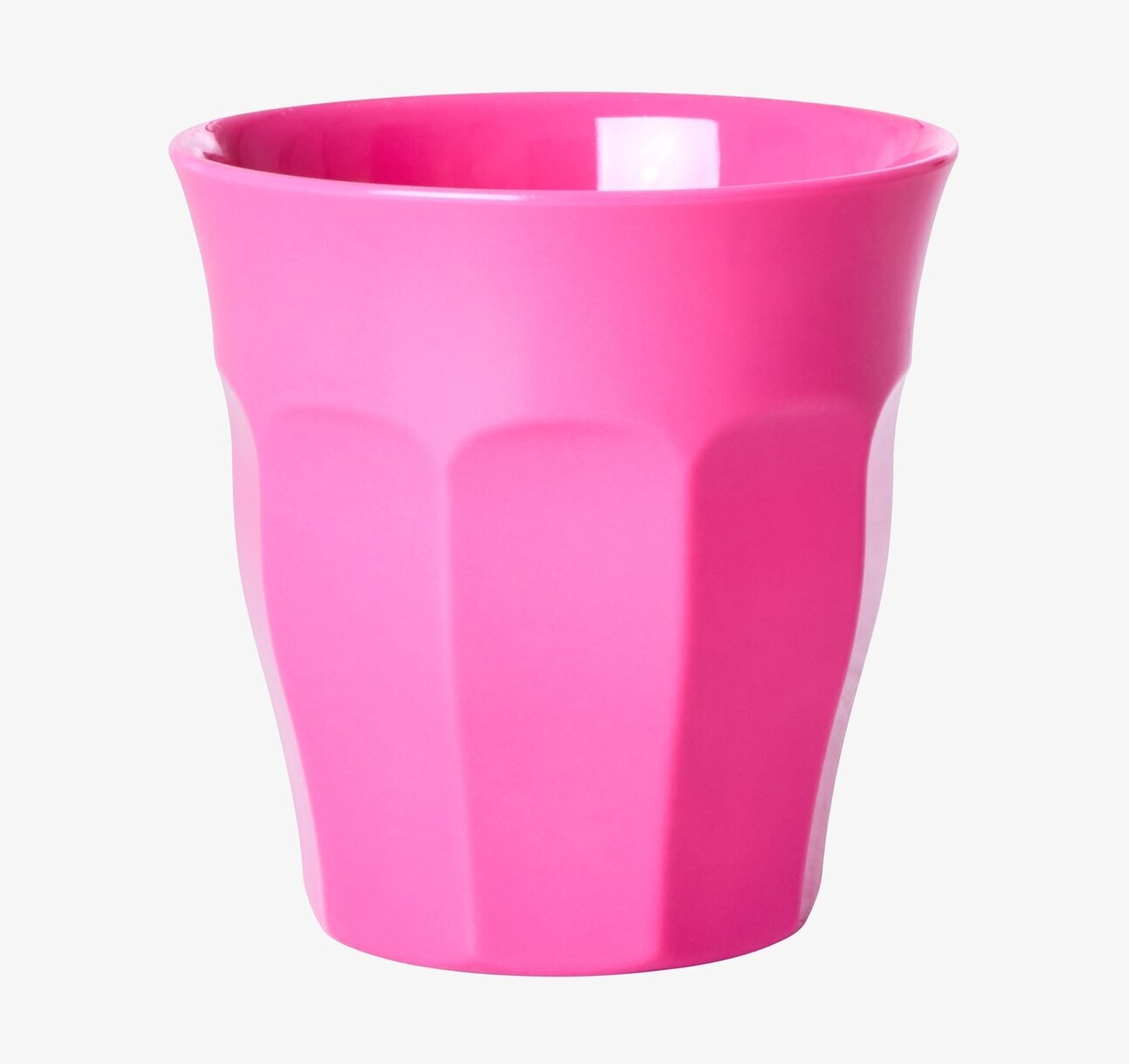 Bild av rosa mugg med lekfull design och glansig yta