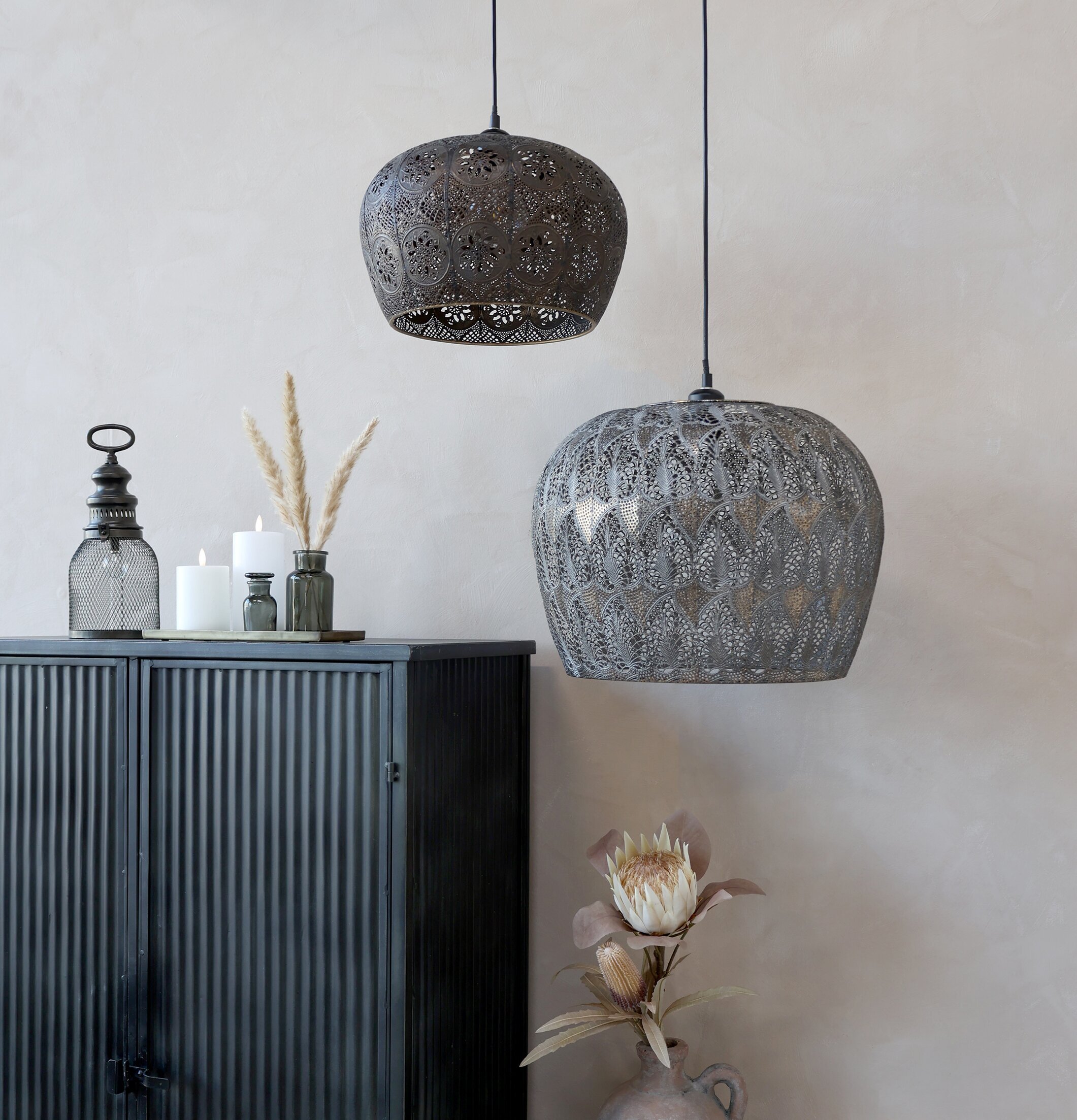 Taklampa Metall Deco Antique Bronze från Chic Antique i rum