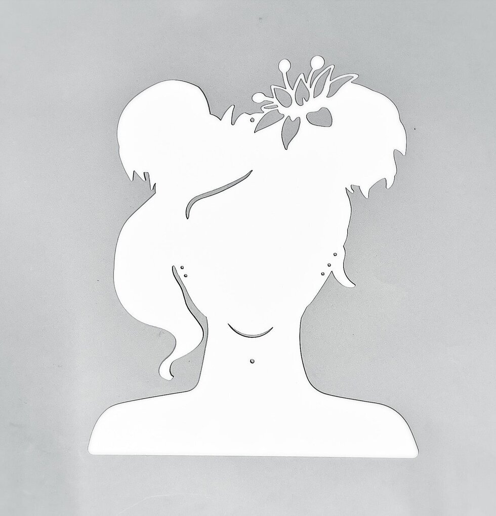 #ÄlskaPlåt Tjejgalge Blank Vit från Älskaplåt mot grå bakgrund