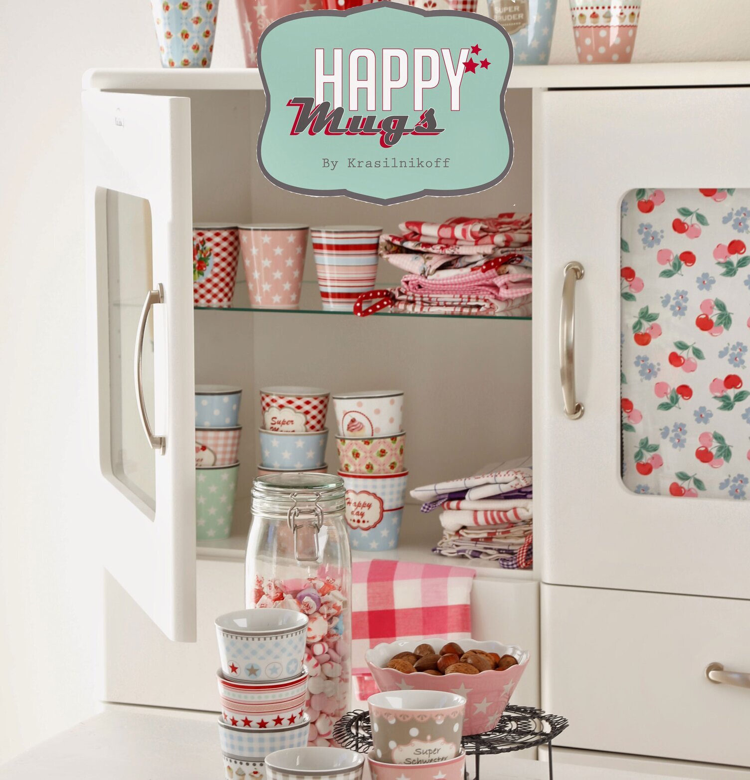 Happy Mugs - On The Move från Krasilnikoff i färgstarkt kök