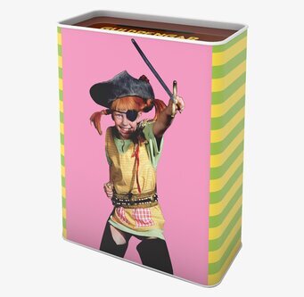 Sparbössa Pippi från Pluto Produkter med livfull design