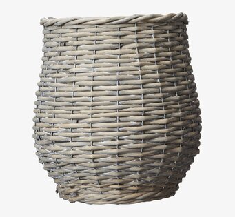 Minna Korg Set/2 Pil från Wikholm Form mot neutral bakgrund