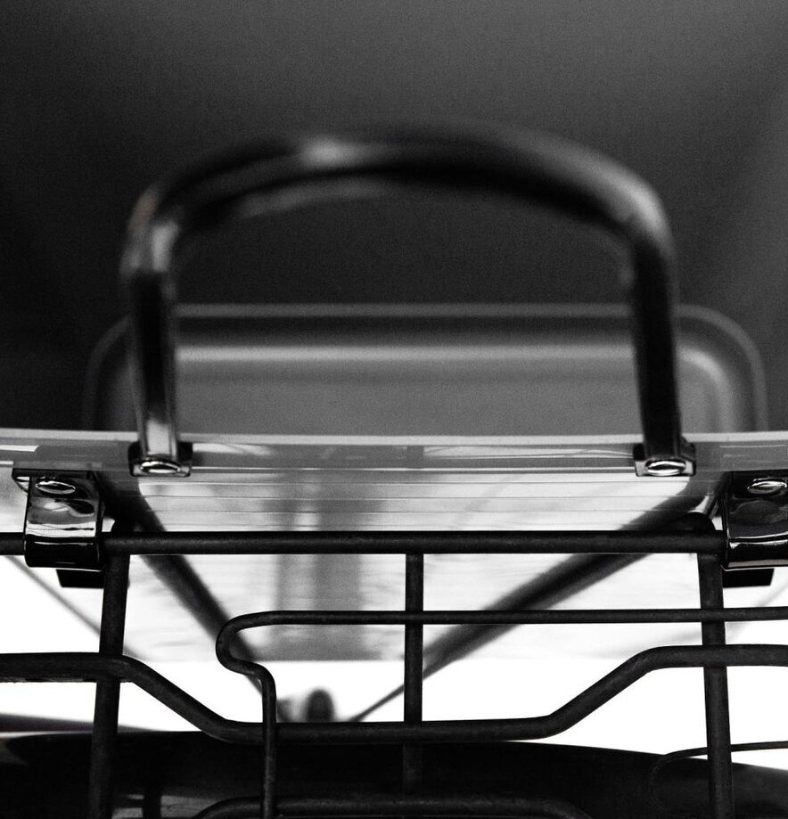 Väska Hög Hinza Grå Med Cykelfäste från Hinza på cykel