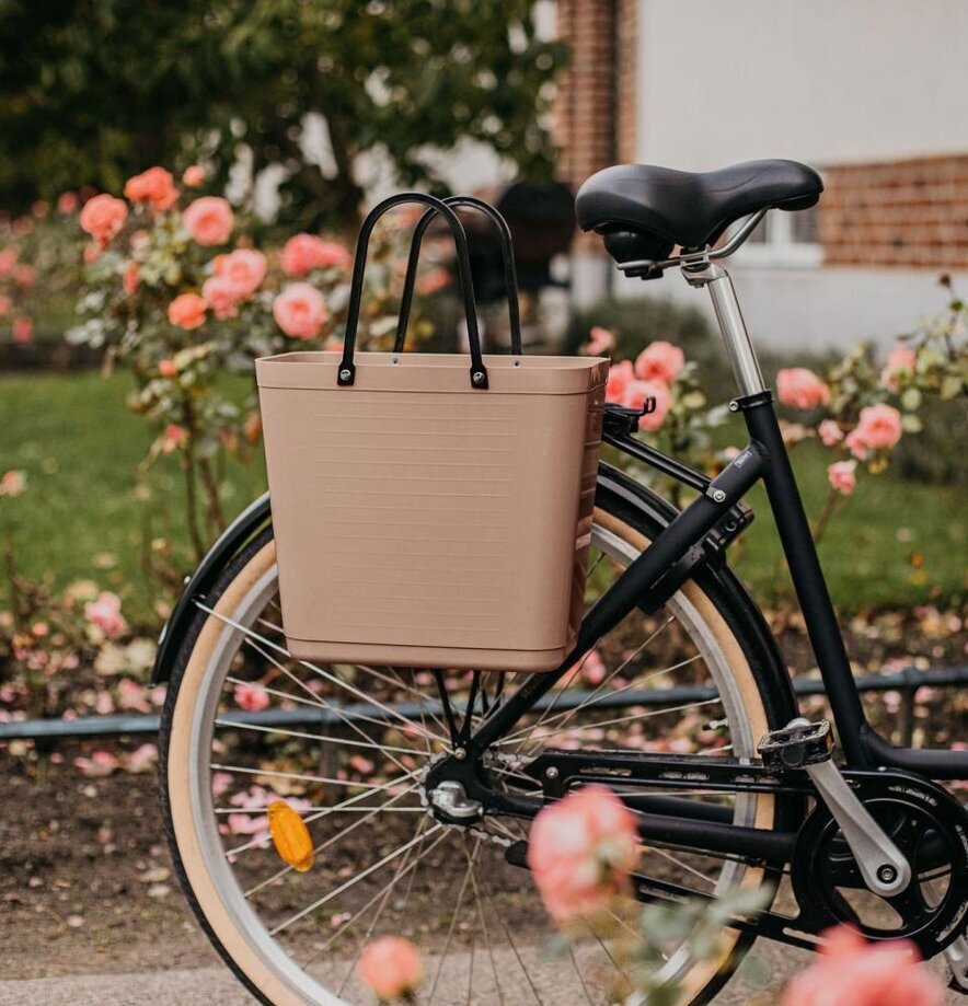 Väska Hög Hinza Nougat Med Cykelfäste från Hinza på cykel