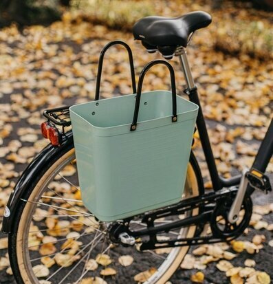 Väska Hög Hinza Olivgrön Med Cykelfäste från Hinza på cykel