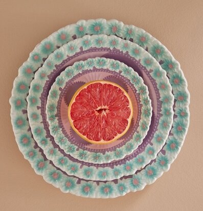 Assiett Keramik Lavender Flower Design från Rice med grapefrukt