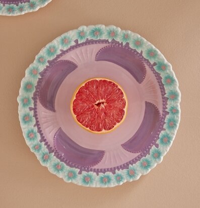 Tallrik Keramik Lavender Flower Design från Rice med grapefrukt