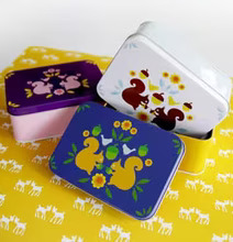 Mellanbox - Gul ekorre från Blafre med lekfull illustration