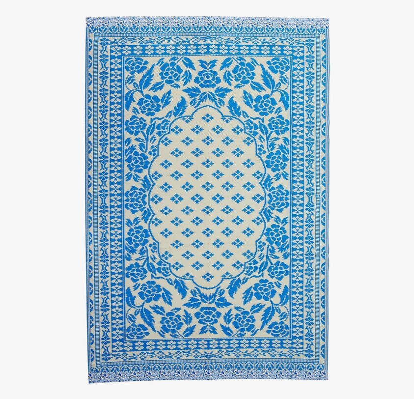 Plastmatta Blue/OffWhite från Rice med geometriskt mönster