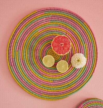 Bordstablett Raffia Multi från Rice med citrusfrukter